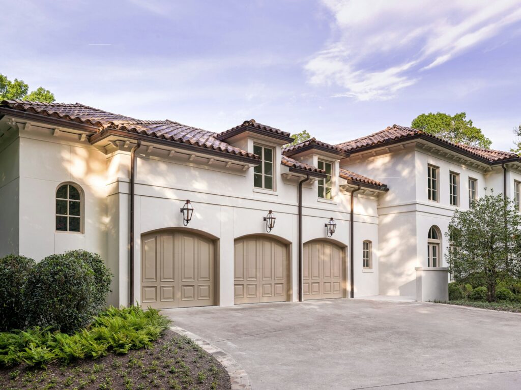 Curb Appeal: What Draws the Eye to a Well-Designed Garage Door?