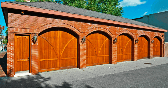 The Defining Features of Carriage Style Garage Doors